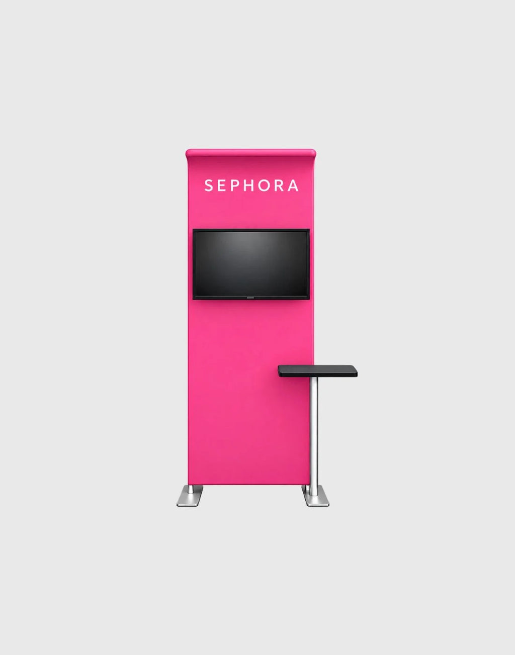 10x20 product display booth with TV shelving and counters