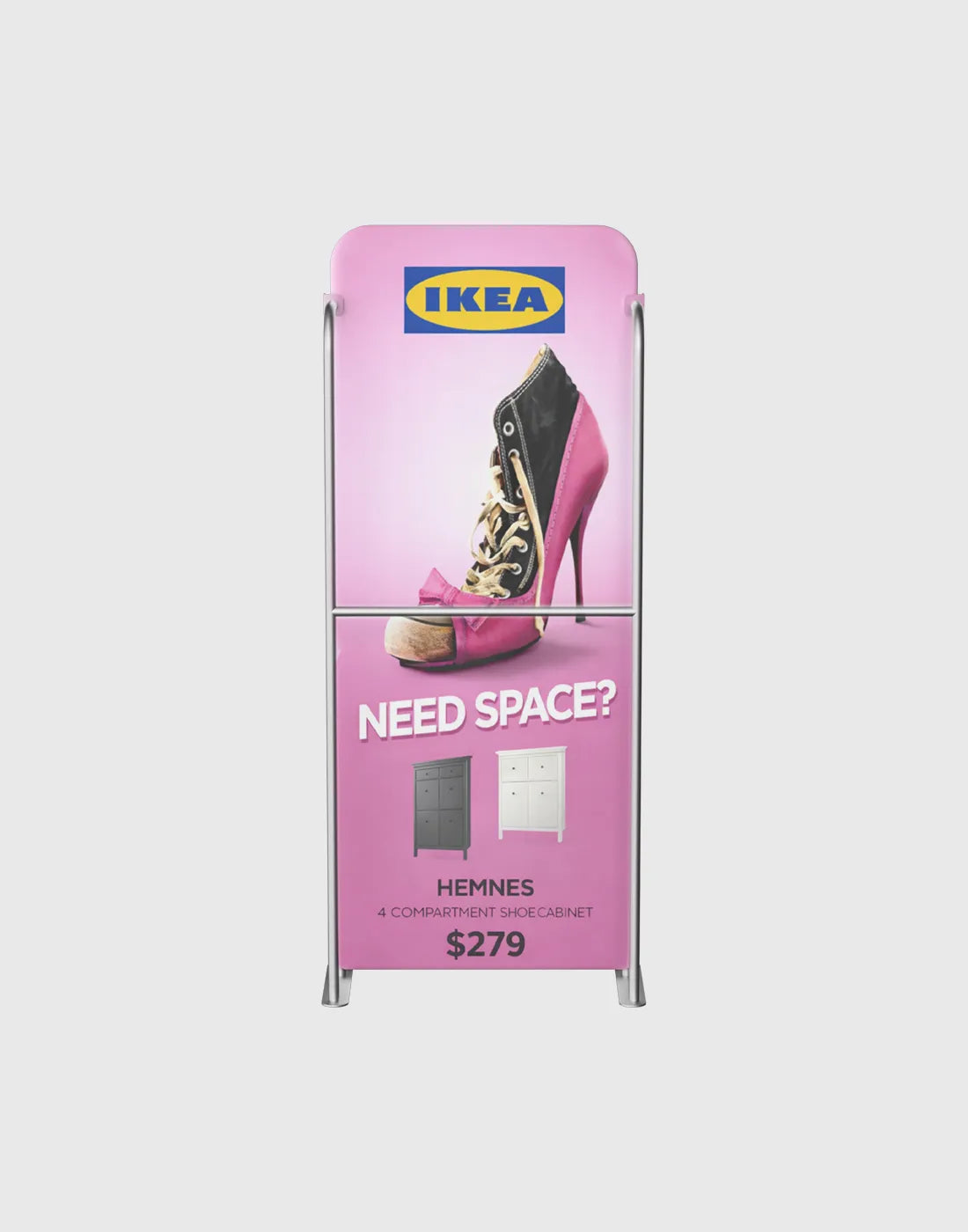 Exhibit Display With Hanging Rail